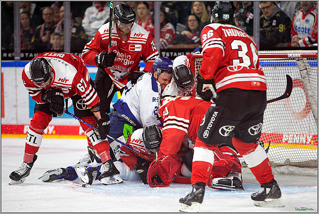 PENNY DEL; Koelner Haie- Straubing Tigers; Koeln, 28.12.2022